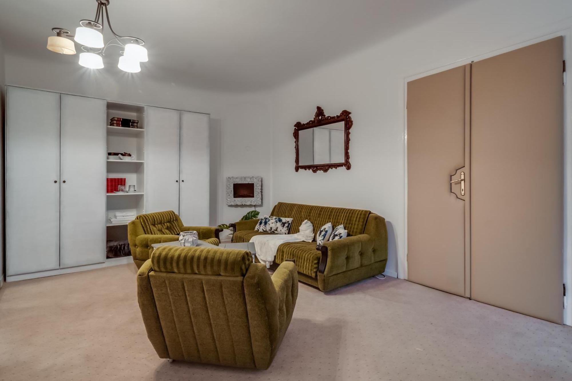 Sobe "Ela" Bed & Breakfast ฟูชิเน ห้อง รูปภาพ