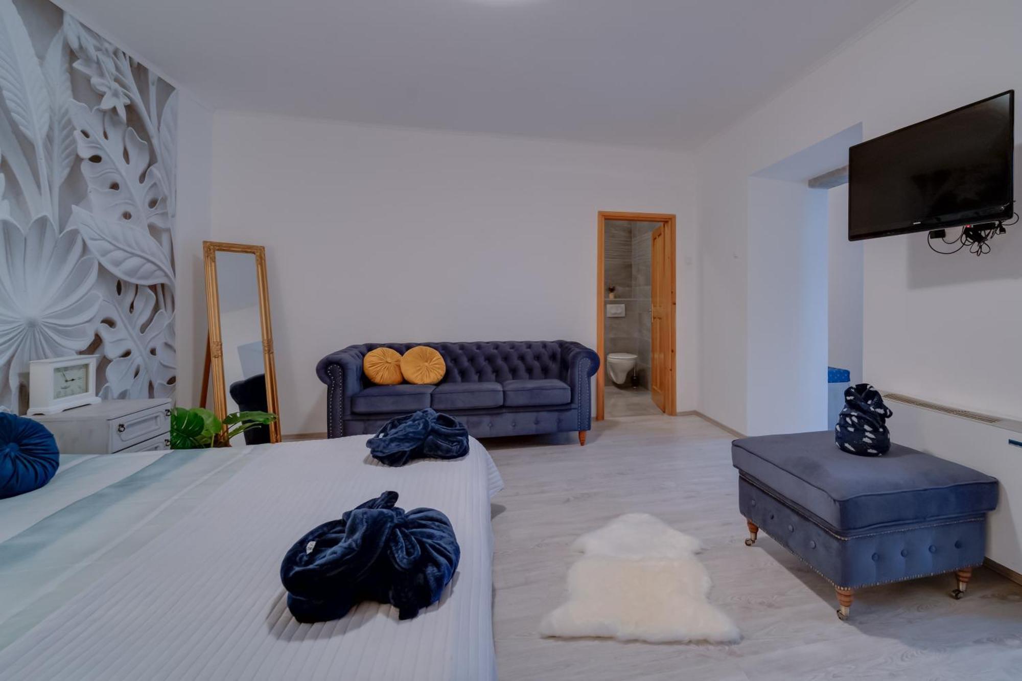 Sobe "Ela" Bed & Breakfast ฟูชิเน ห้อง รูปภาพ